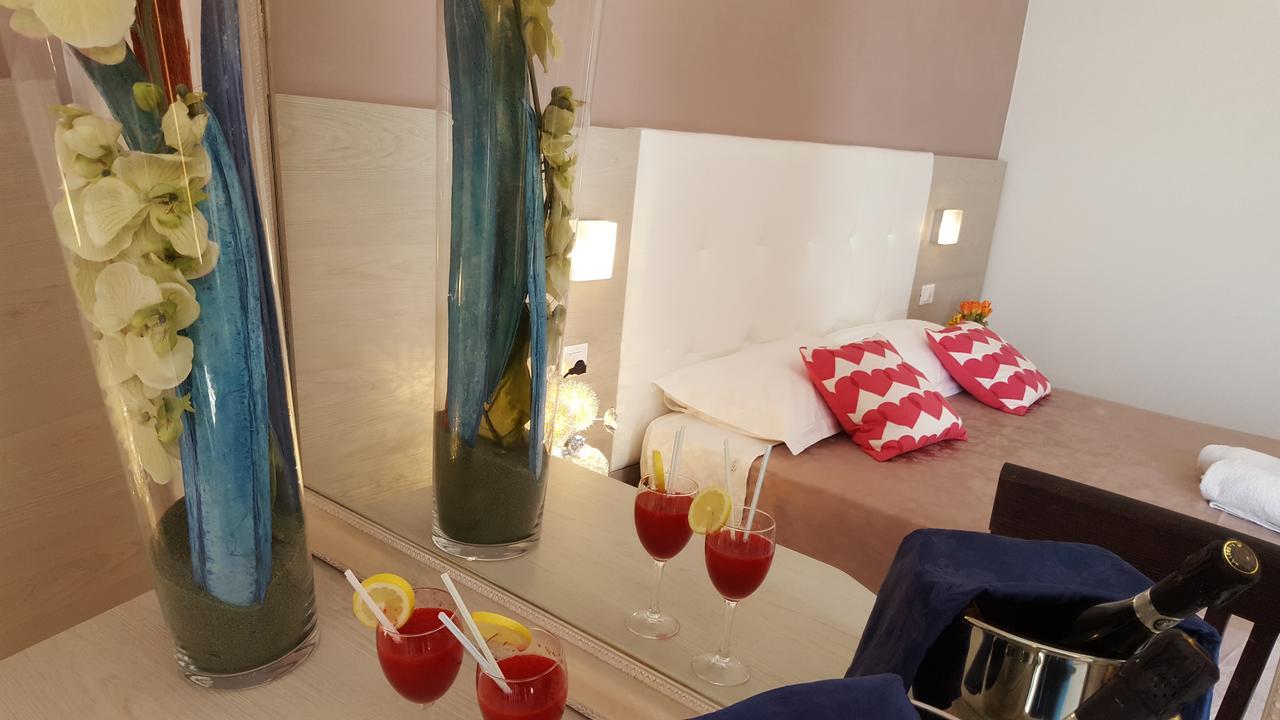 Hotel Raffaello Cesenatico Zewnętrze zdjęcie